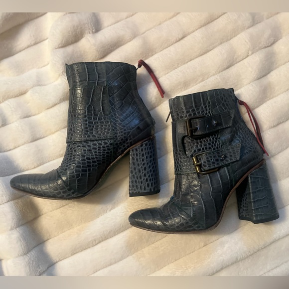 Freebird Joey leather bootie in turquoise. - Picture 5 of 6